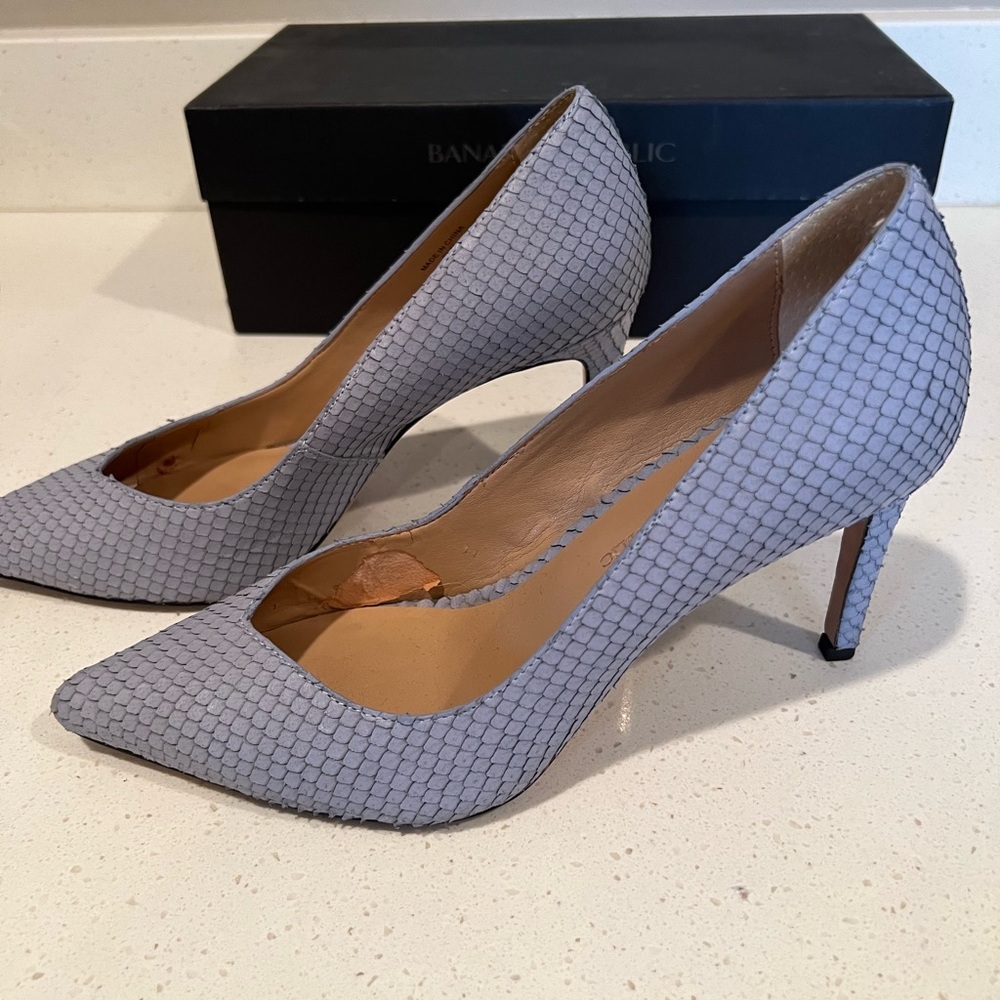 Banana Republic heels